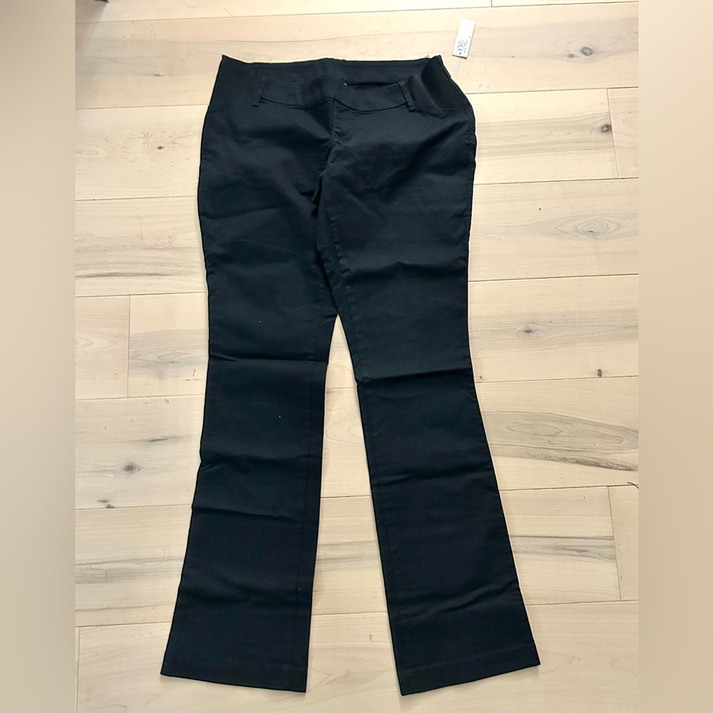 NWT Old Navy Side Panel Bootcut Black Maternity Pants Size 4
